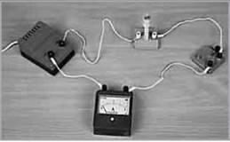 Лабораторна робота № 2 Збирання електричного кола і вимірювання сили струму на різних її ділянках